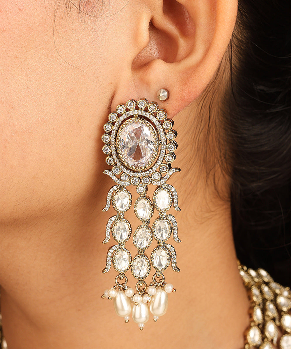 Regal Kundan and Pearl Layered Necklace Set.