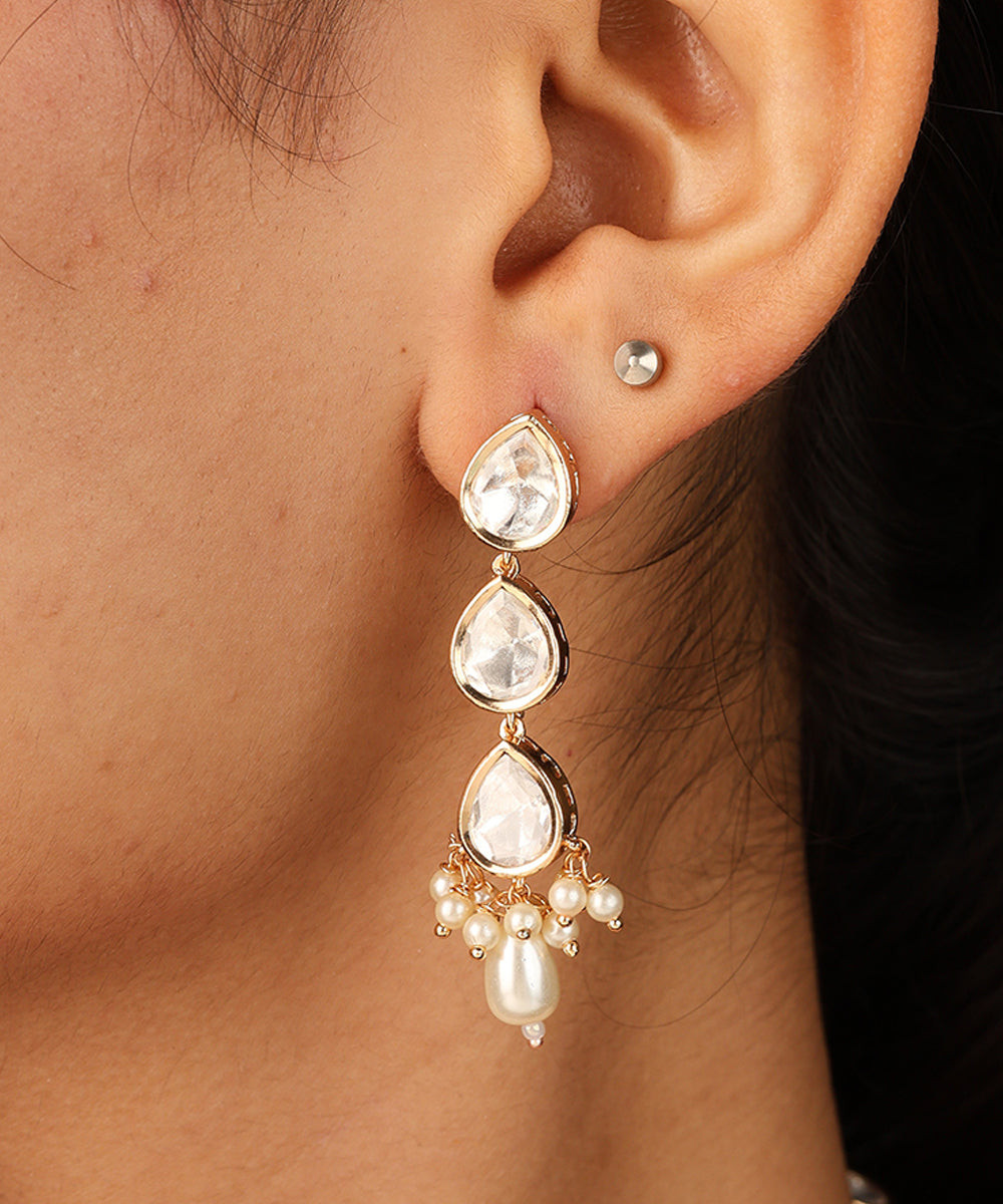 Simple Necklace Set with Kundan Stones