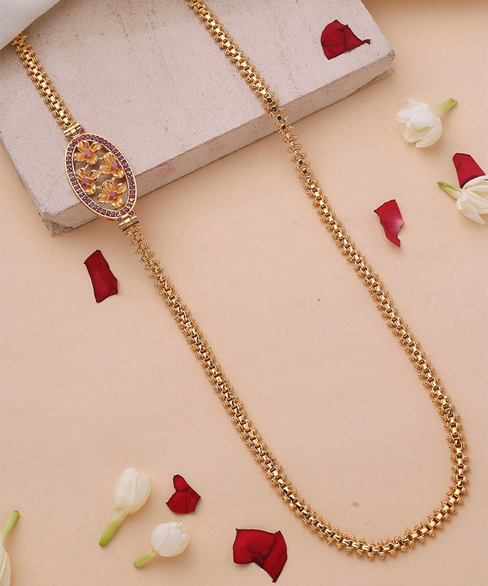 Mugappu Gold Plated Chain with Oval Shaped Floral Pendant