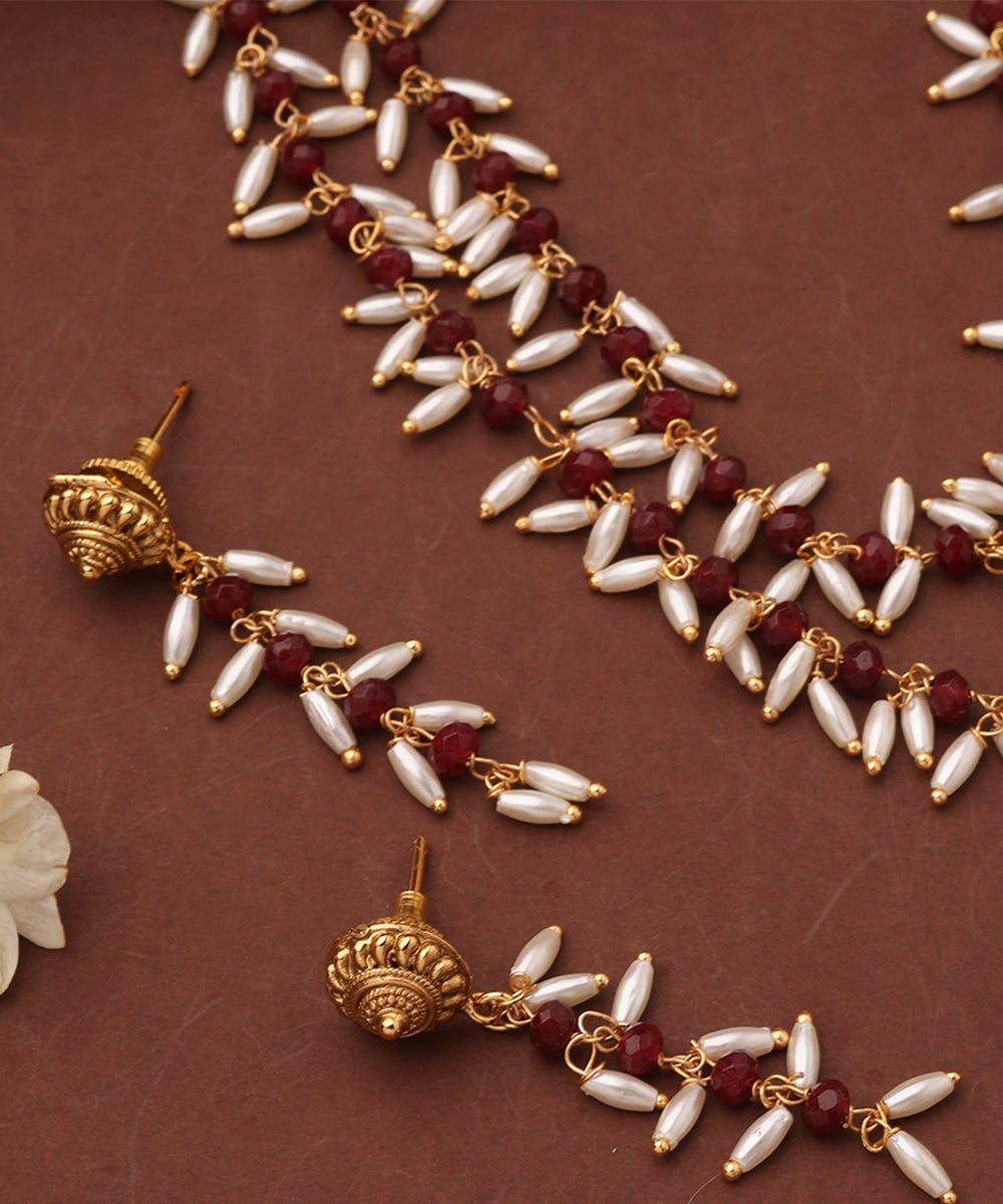Rice Pearl Necklace with Red Beads