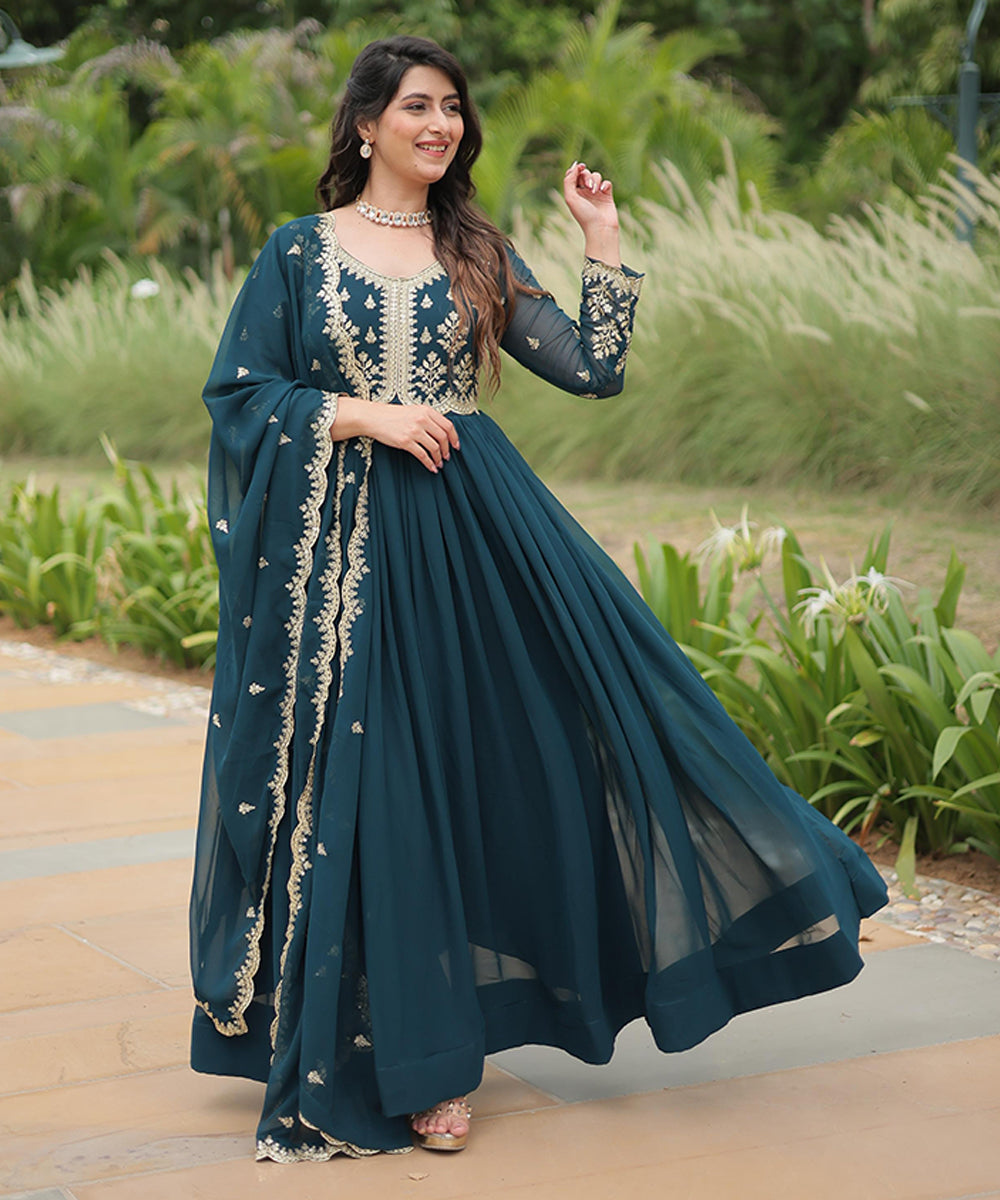 Salwar Kameez Set Rama Sequins Zari Embroidered Georgette