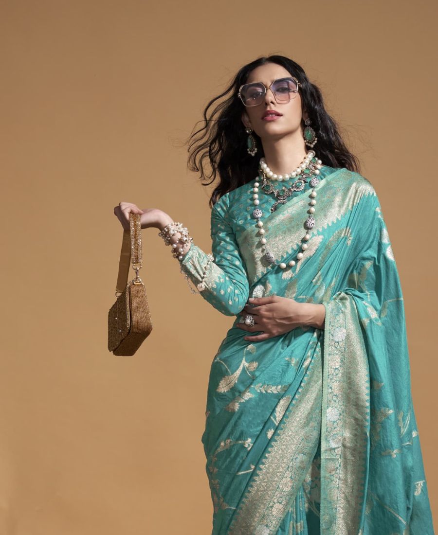 Women Zari Woven Saree with Tassels