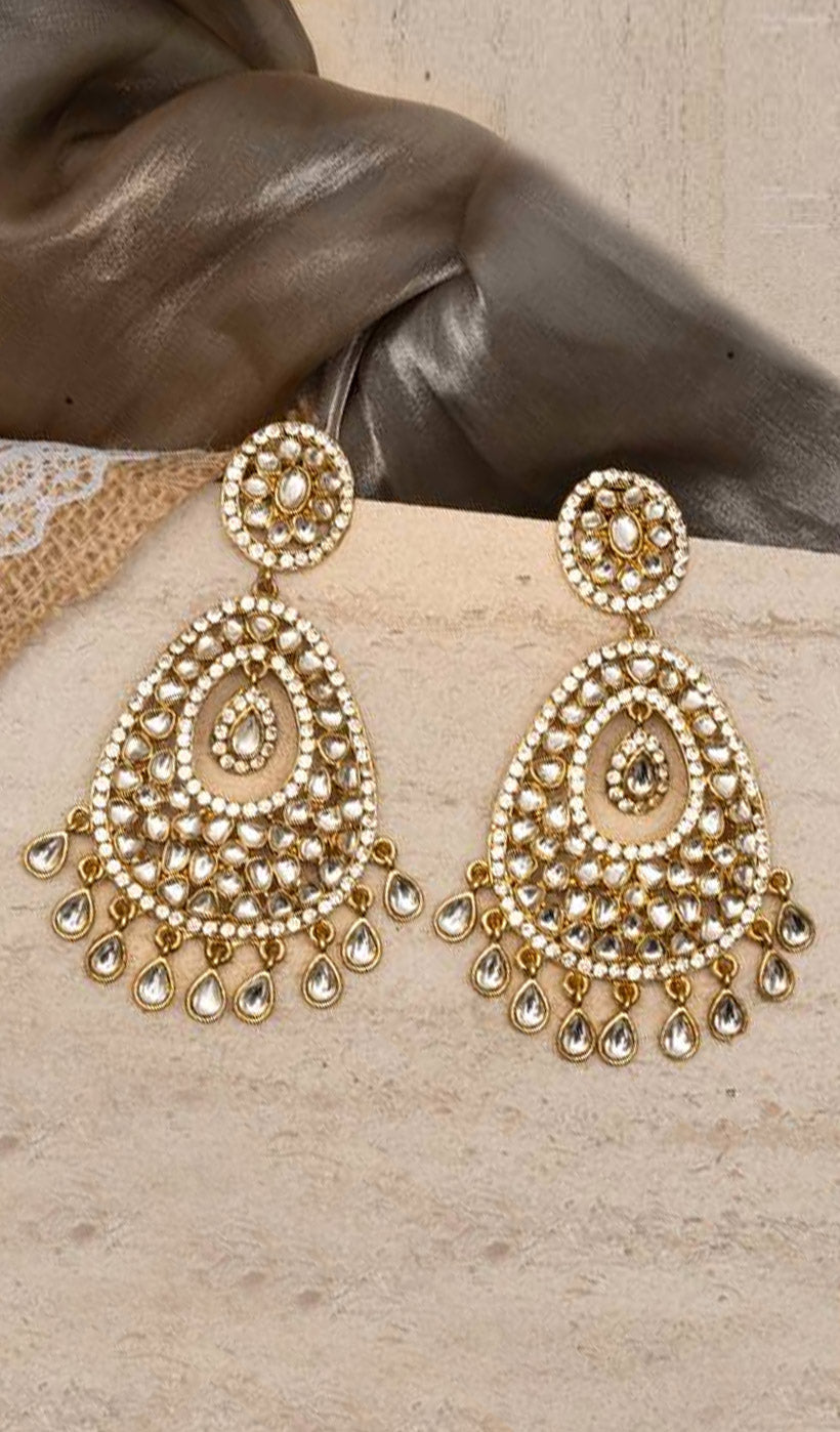 Kundan Chandbali Earrings in Antique Gold