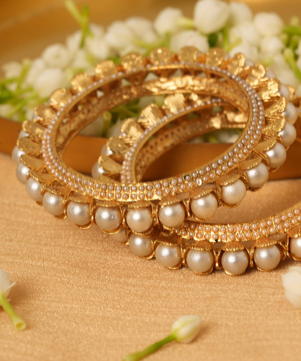 Bangles Gold Pearl Set