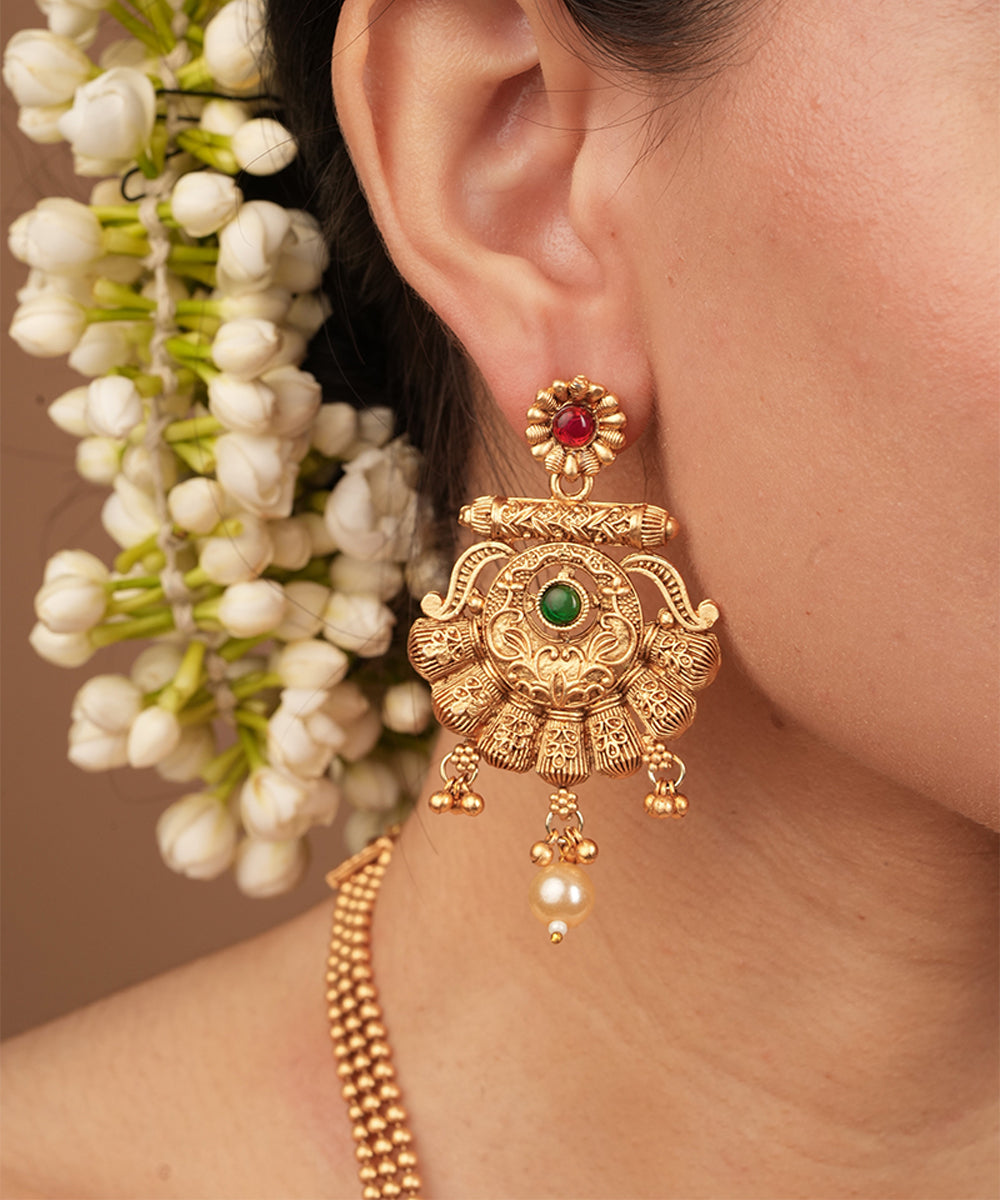 Yellow Gold Plated Alloy Necklace Set with Earrings