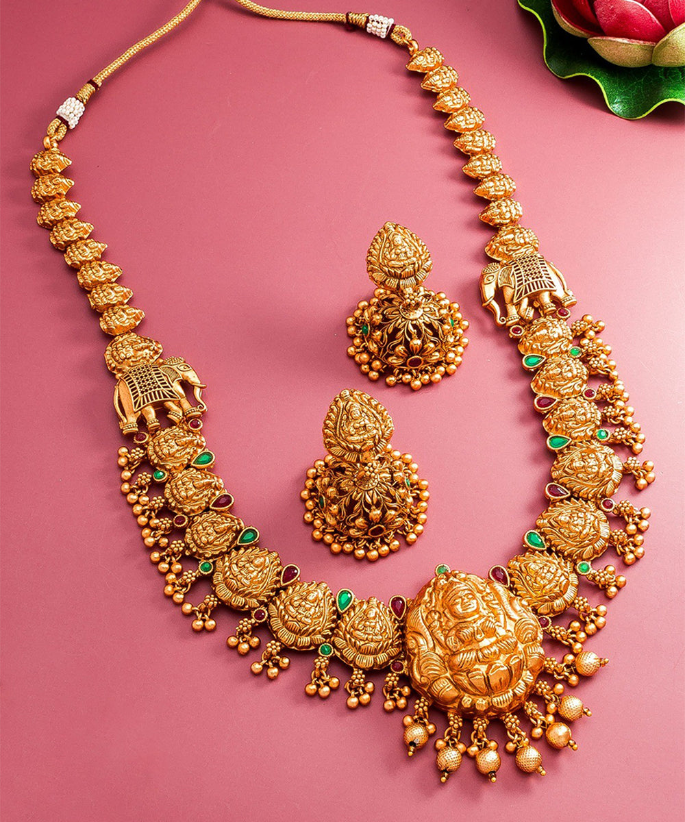 Necklace Elephant Motif Set