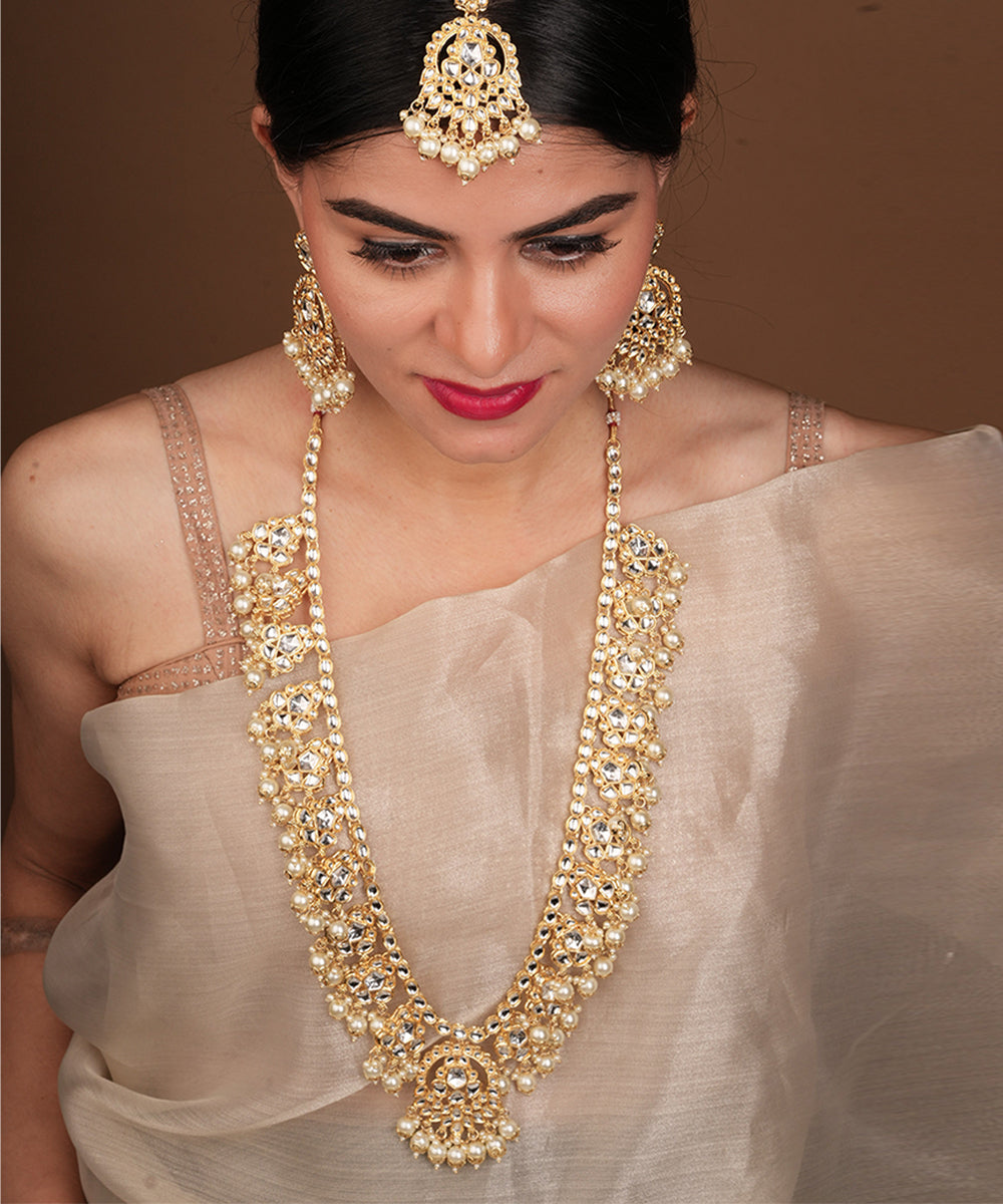 Kundan and Pearl Studded White Gold Necklace Set
