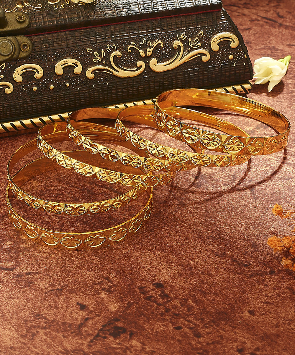 Set of Bangles for Wedding and Traditional Occasions