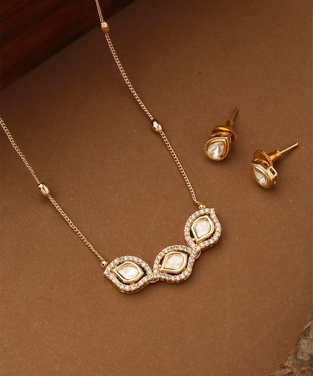 Kundan Necklace Set For Festive Occasion