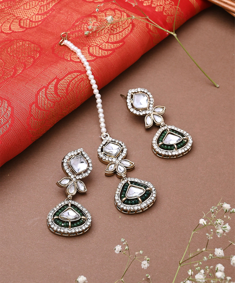 Contemporary Heavy Necklace Set With Earrings And Maang Tikka