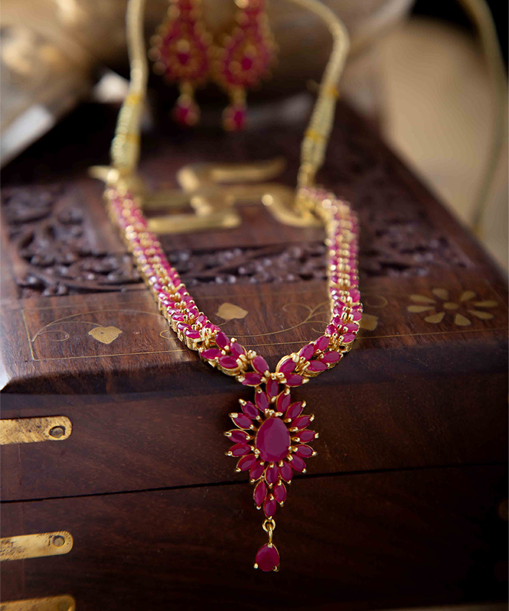 Vibrant Orange Stone Necklace and Matching Pendant Earrings Set