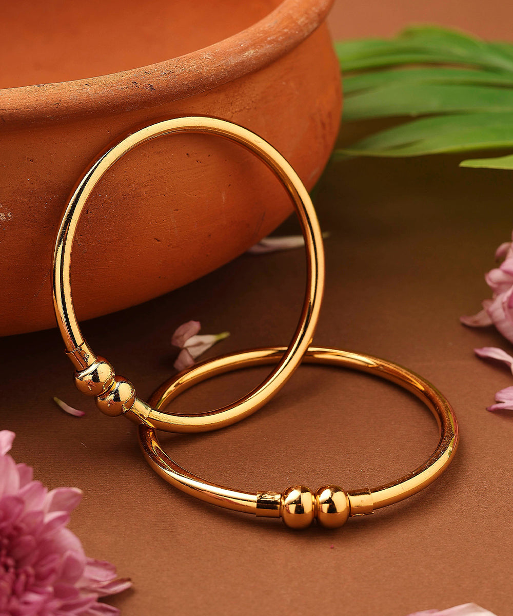 Bangles Gold Center Ball