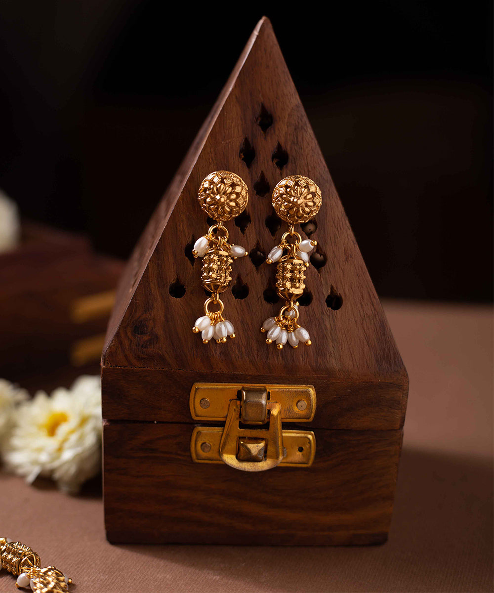 Necklace Golden Pearl Set