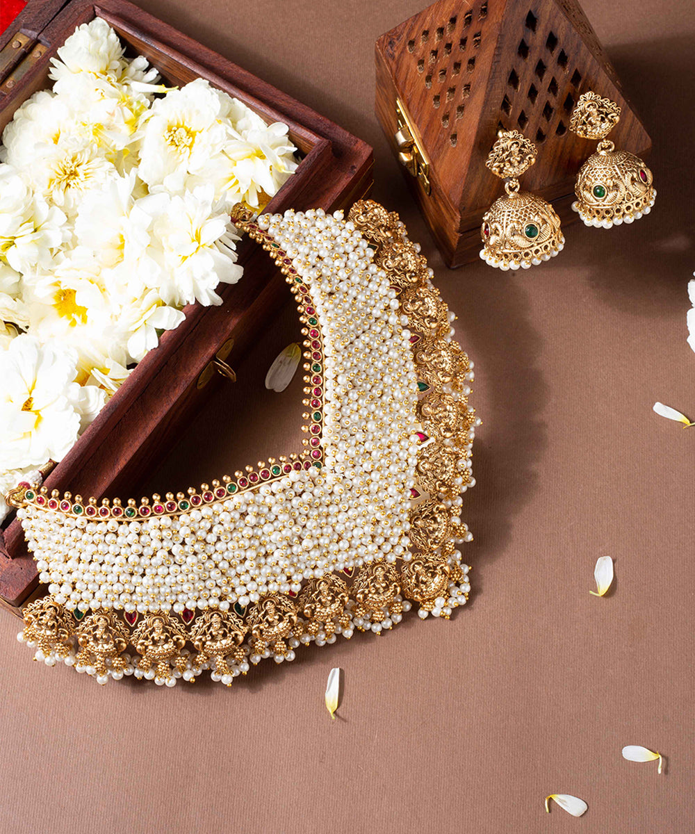 Necklace Pearl Temple Design