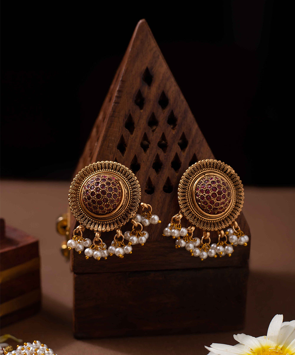Necklace Pearl Gold Tone