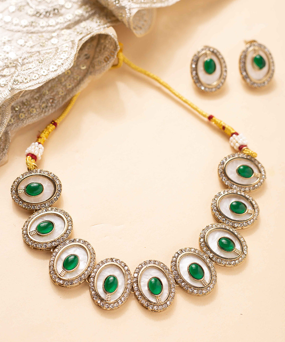 Choker Emerald Victorian Work
