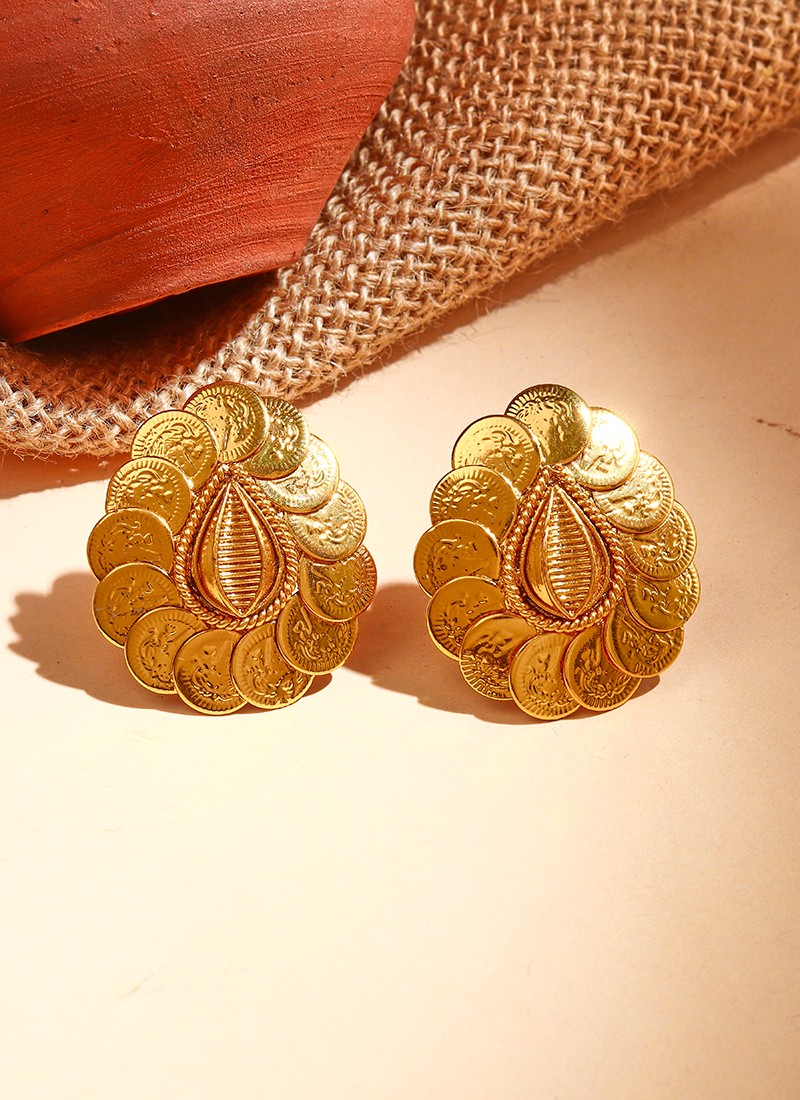 Leaf Shaped Earrings with Motif