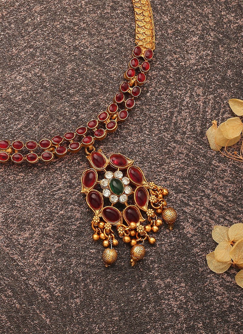 Multicolour Round Shaped Necklace Set