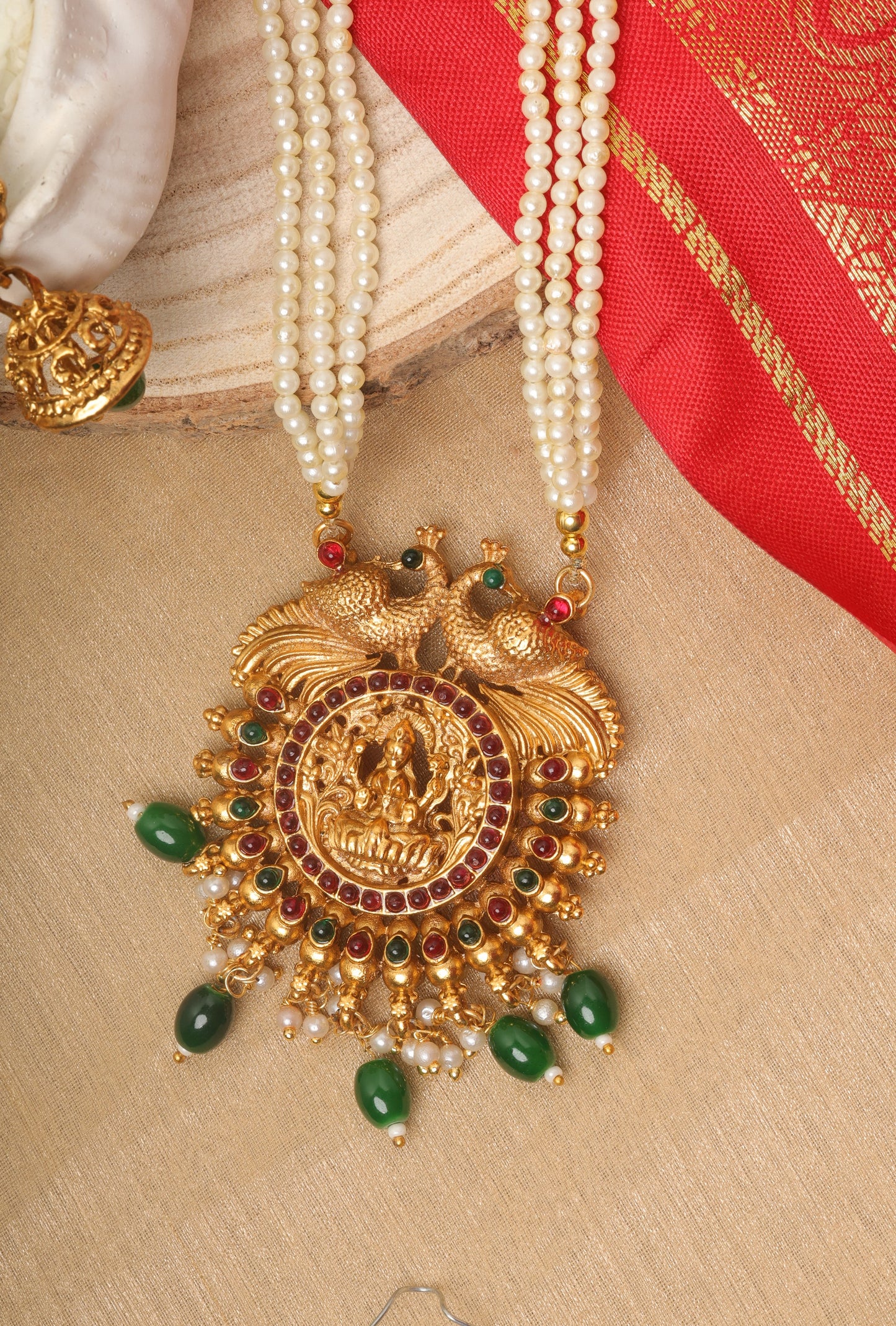 Peacock Shaped Jewelry Set With Laxmi Motif