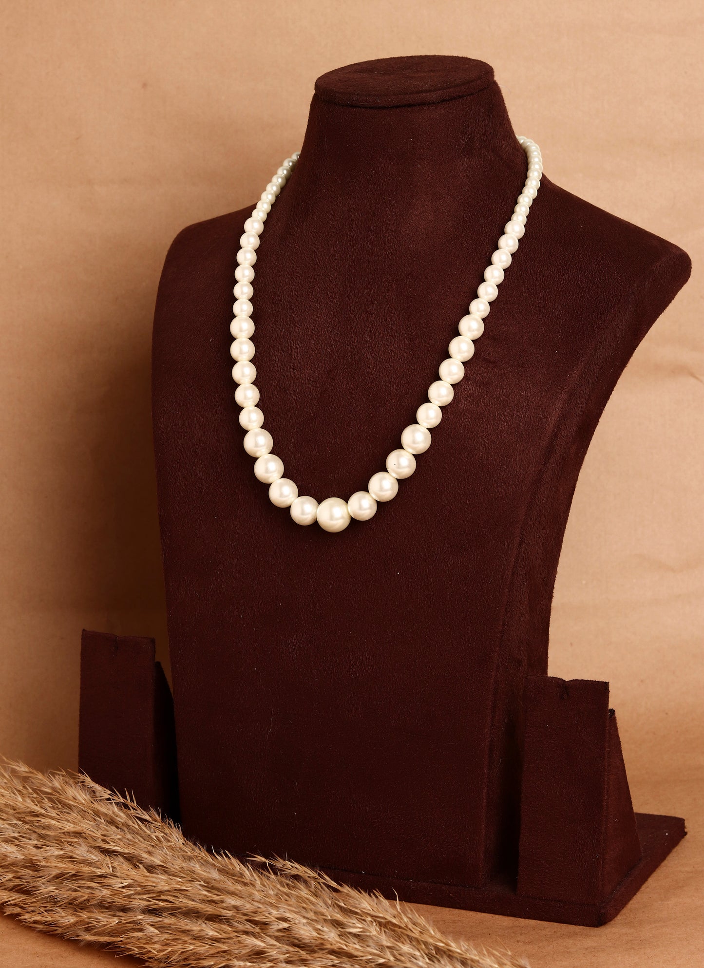 White Pearl Necklace