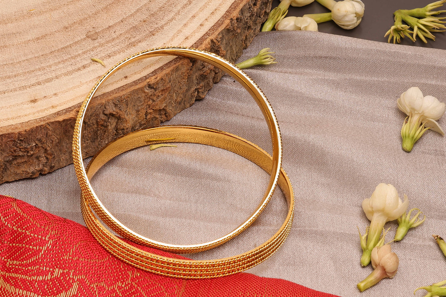 Exquisite Gold Bangles Set
