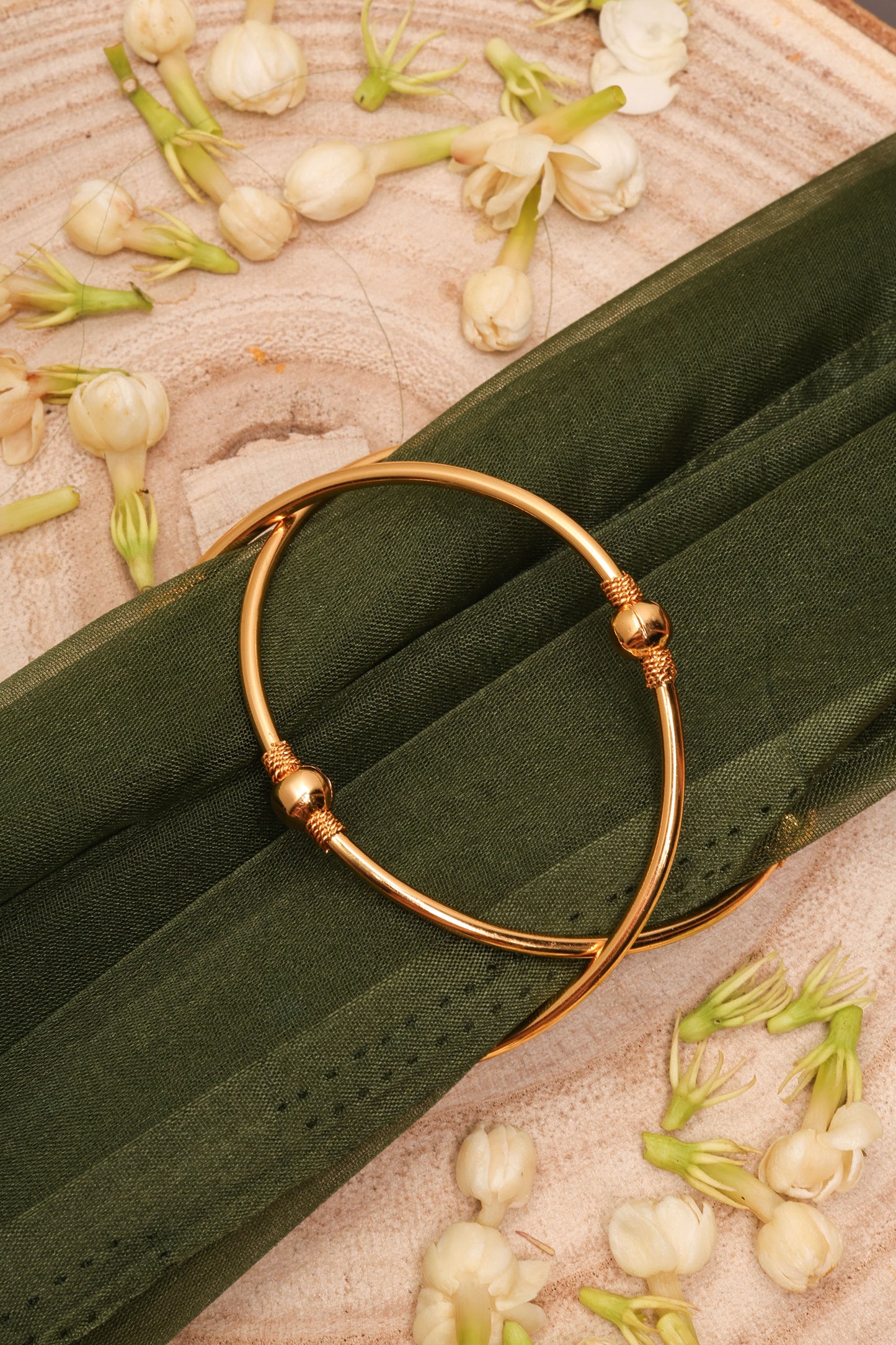Bangles Set with Circular Accents