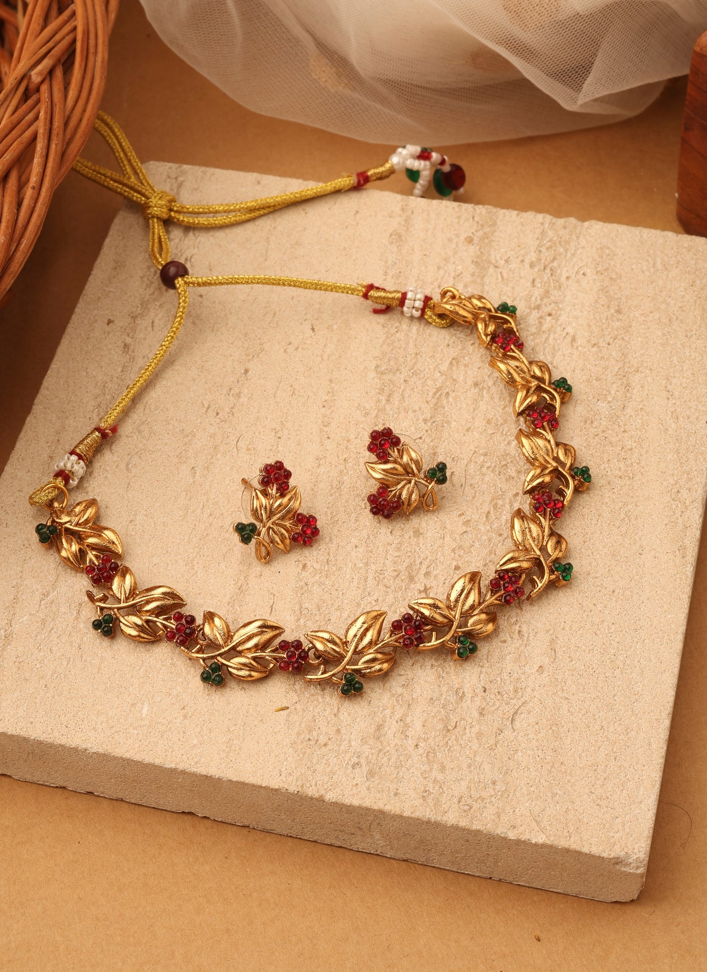 Grove Enchantment Necklace Set
