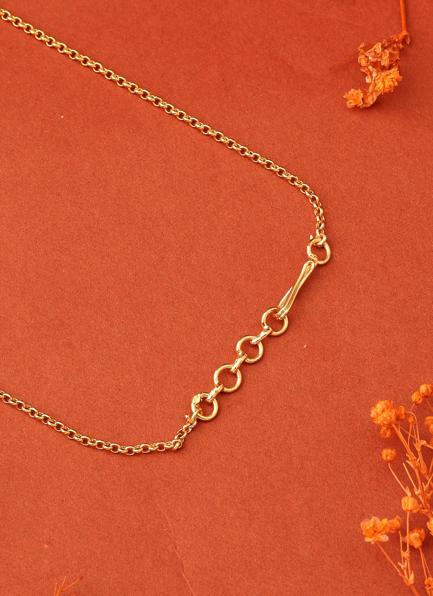 Green Stone Necklace with Rose-Shaped Beads