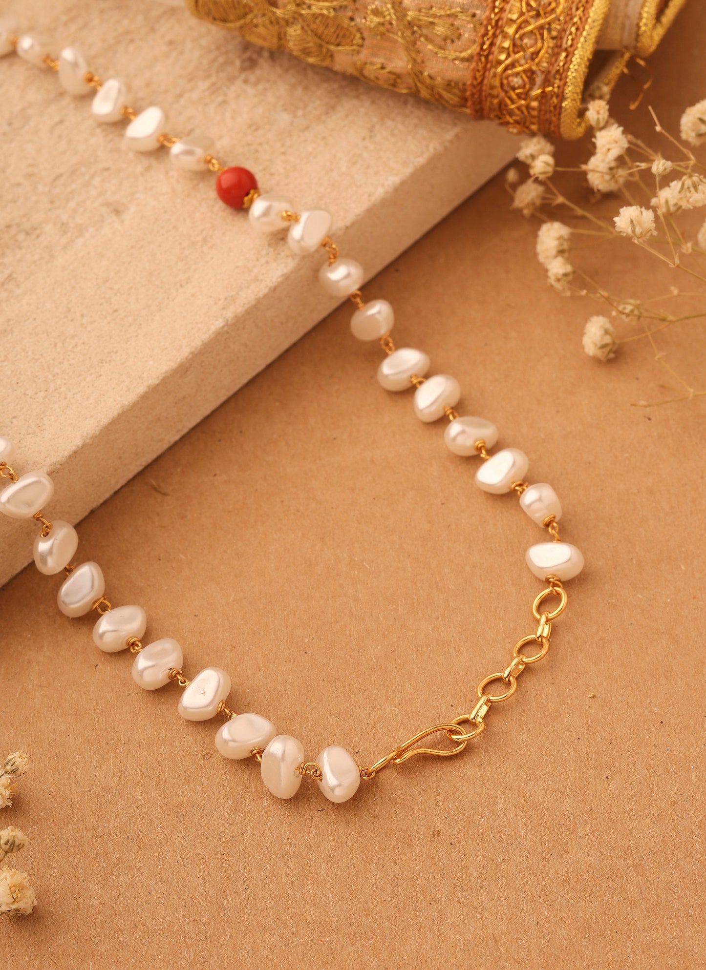 White Unshaped Pearl and Coral Beaded Necklace