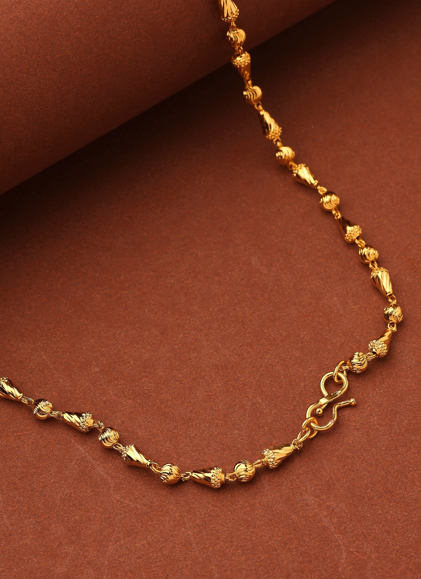 Plain Gold Necklace