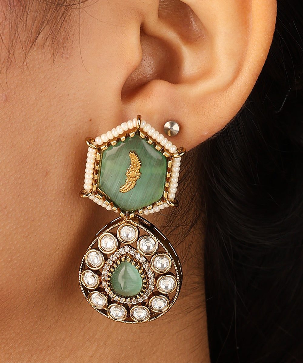 Statement Necklace with Turquoise Stones and Kundan Work