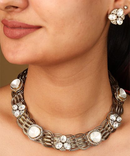 Indo Western Floral Gold Hasli Necklace with Matching Earrings