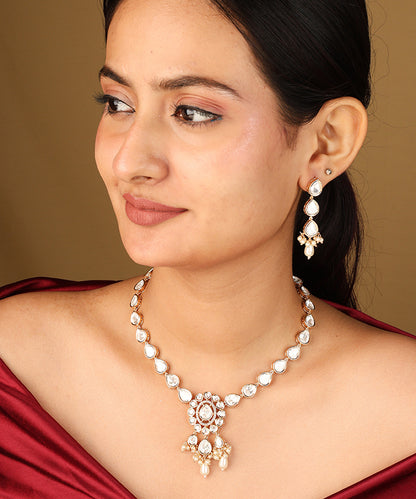 Simple Necklace Set with Kundan Stones
