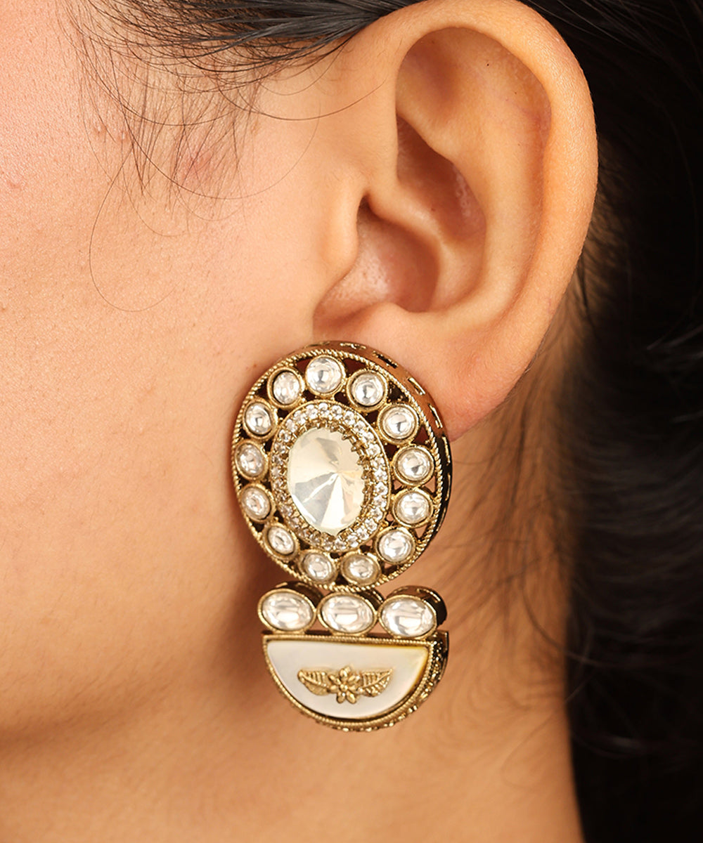 Kundan Choker Set with White Stones and Matching Earrings