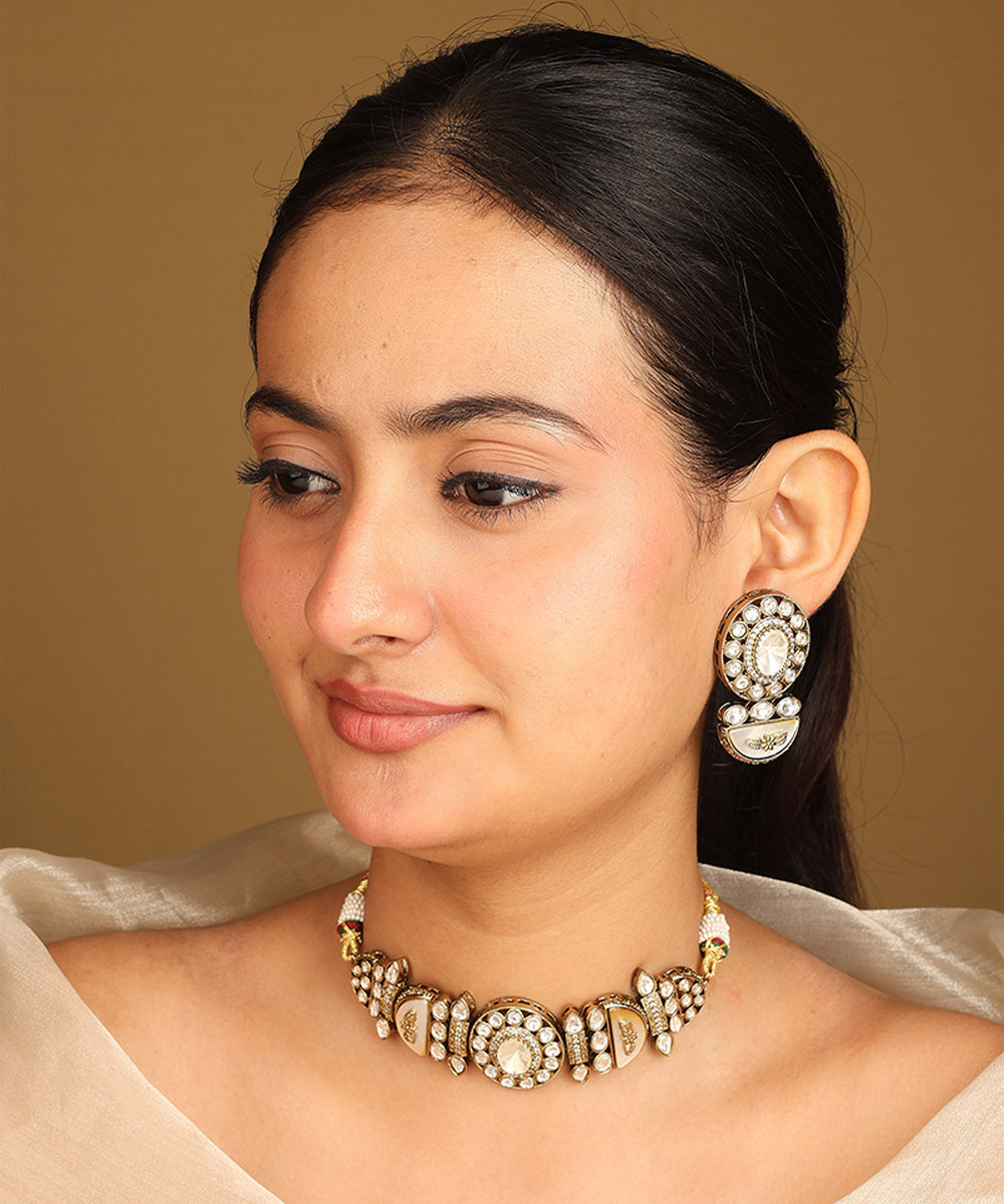 Kundan Choker Set with White Stones and Matching Earrings