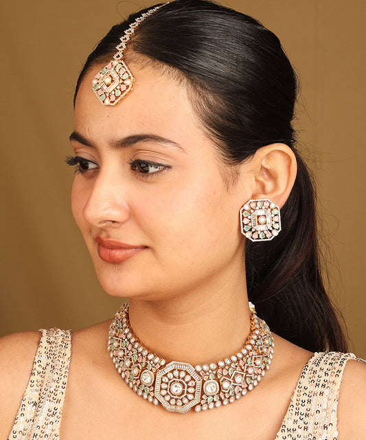Pastel Kundan Choker Set with Maang Tikka