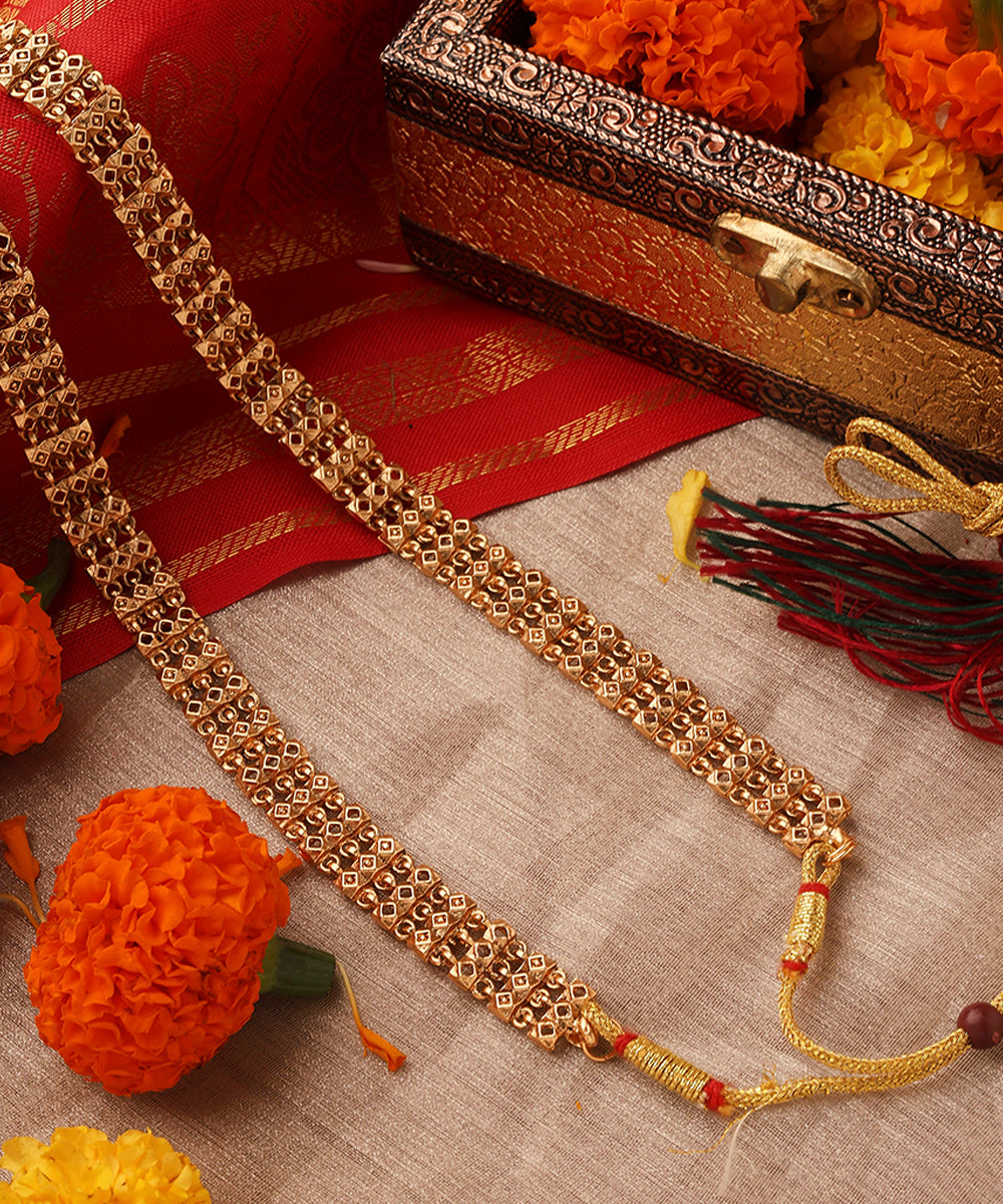 Long Temple Jewellery Statement Necklace with Kari Motif