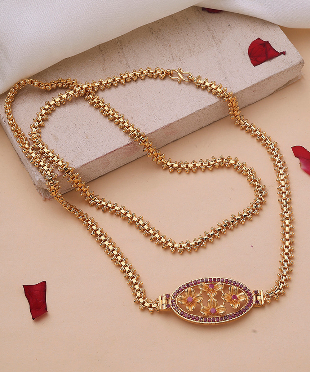 Mugappu Gold Plated Chain with Oval Shaped Floral Pendant