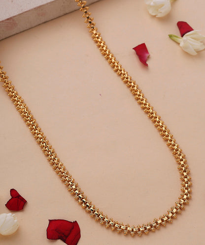 Mugappu Gold Plated Chain with Oval Shaped Floral Pendant