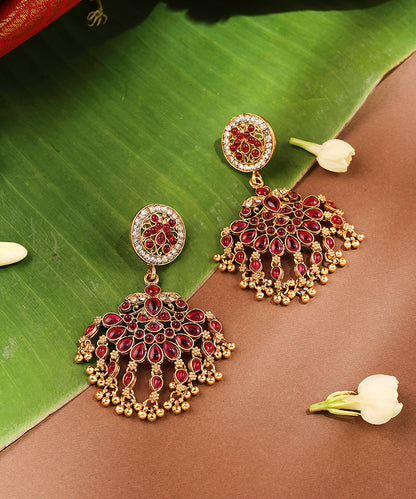 Stone Studded Gold Plated Choker Necklace with Round and Kari Motif