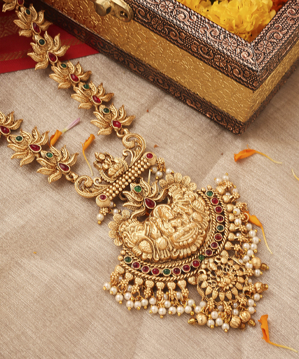 Temple Jewellery Long Statement Necklace Set with Kari Motif