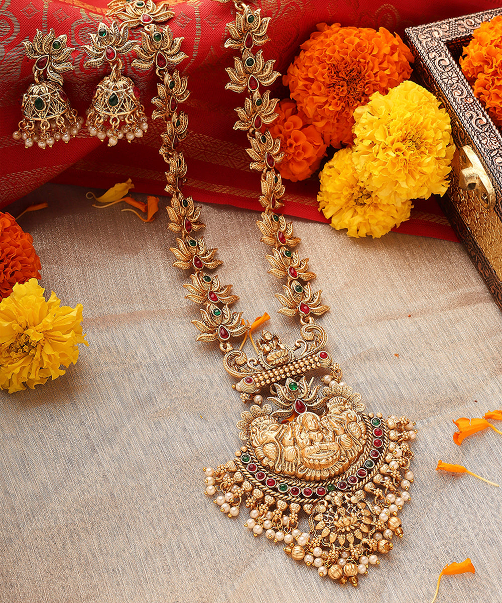 Temple Jewellery Long Statement Necklace Set with Kari Motif