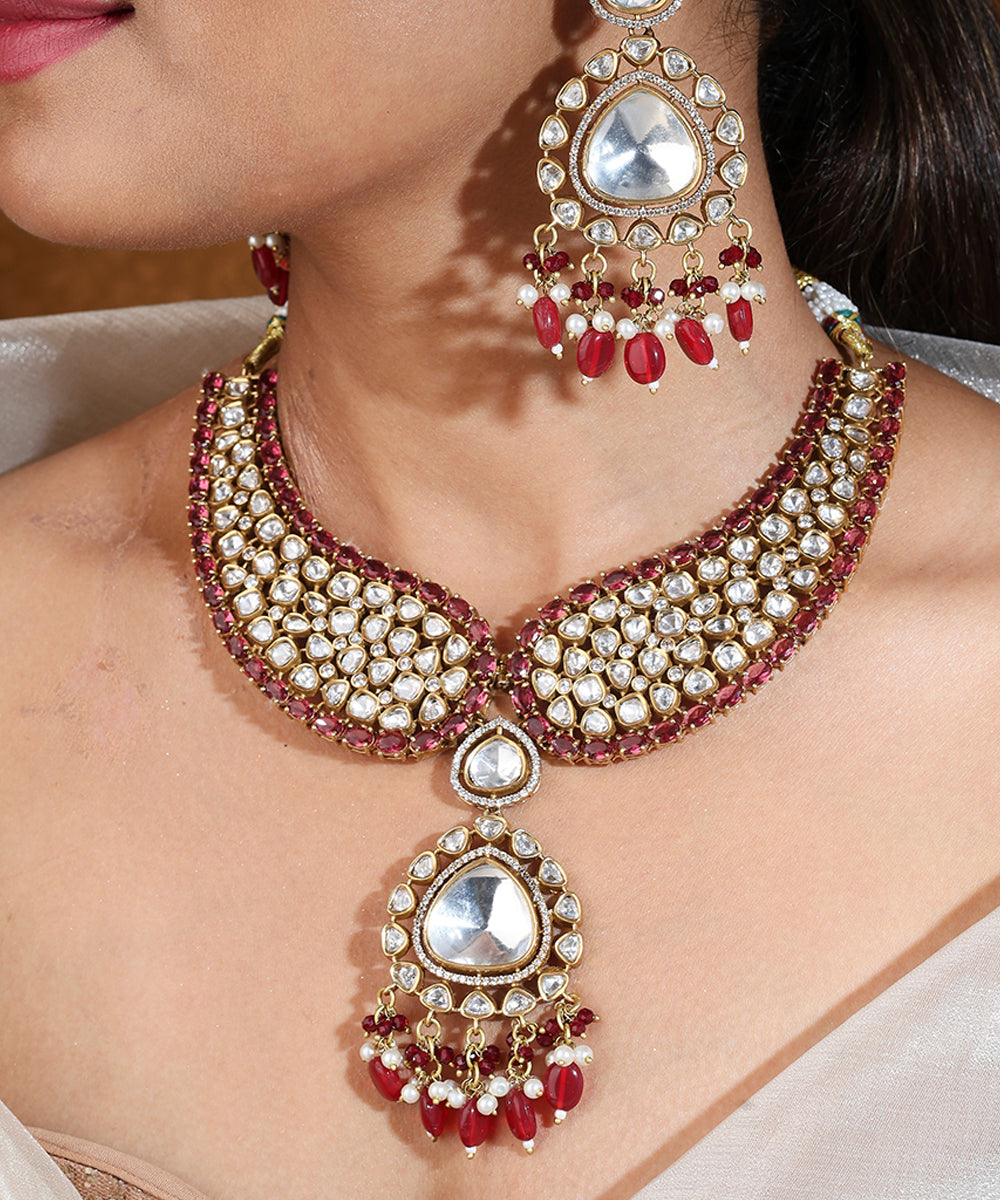 Kundan Stone Kari Shape Necklace Set in Pink