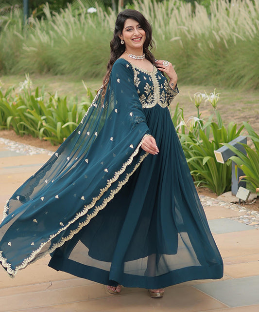 Salwar Kameez Set Rama Sequins Zari Embroidered Georgette