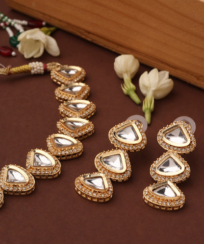 Kundan Triangle Shape Necklace Set