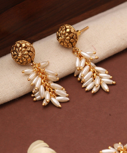 Classic Rice Pearl Necklace with Matching Earrings