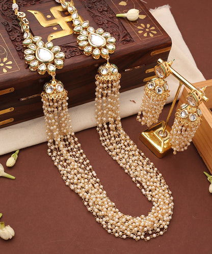 Pearl Layer Necklace with Kundan Side Pendants