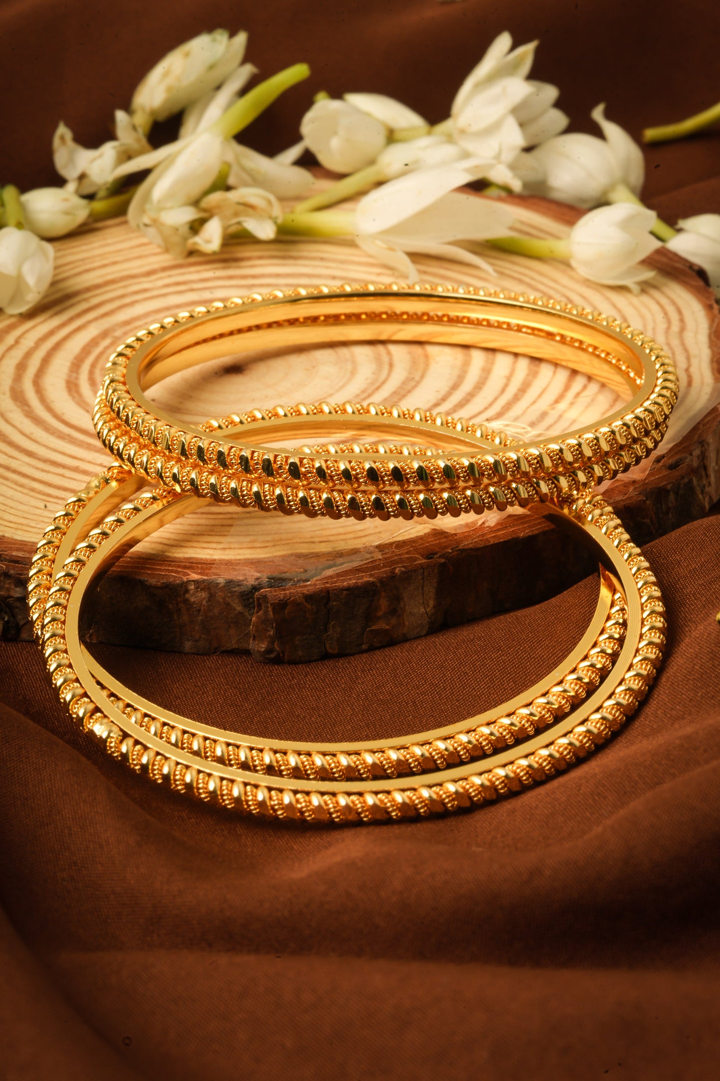 Set of 4 Gold-Plated Bangles and Bracelets