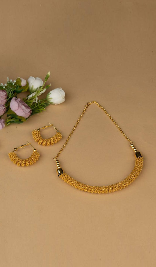 Elegant Gold Plated Necklace Set for Festive Glamour