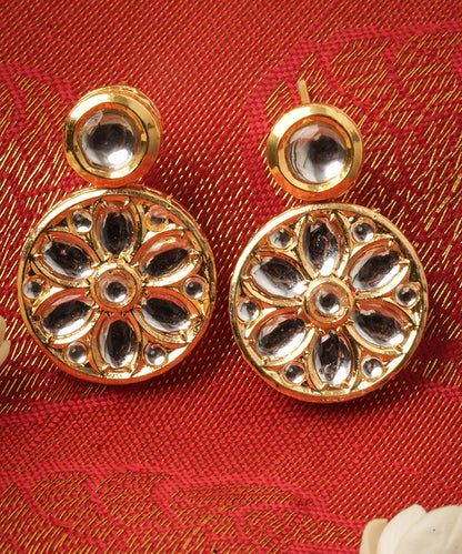 Kundan Studded Choker Set with Pearl Chain